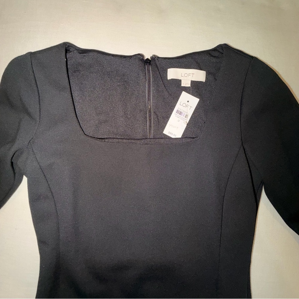 LOFT Black Mini Shift Dress White Ruffle Bell Sleeve Contrast Cuff Size 0 - Picture 5 of 7